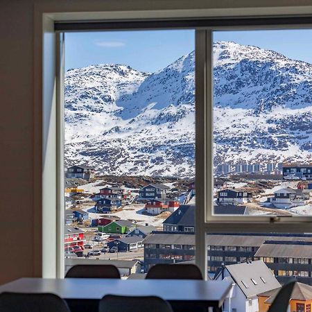 Hotel Aurora Apartments Nuuk Esterno foto