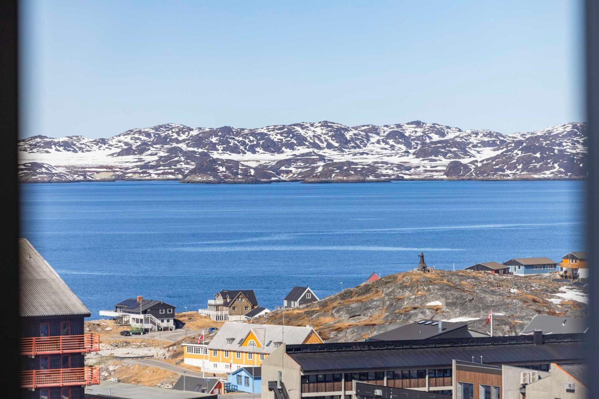 Hotel Aurora Apartments Nuuk Esterno foto