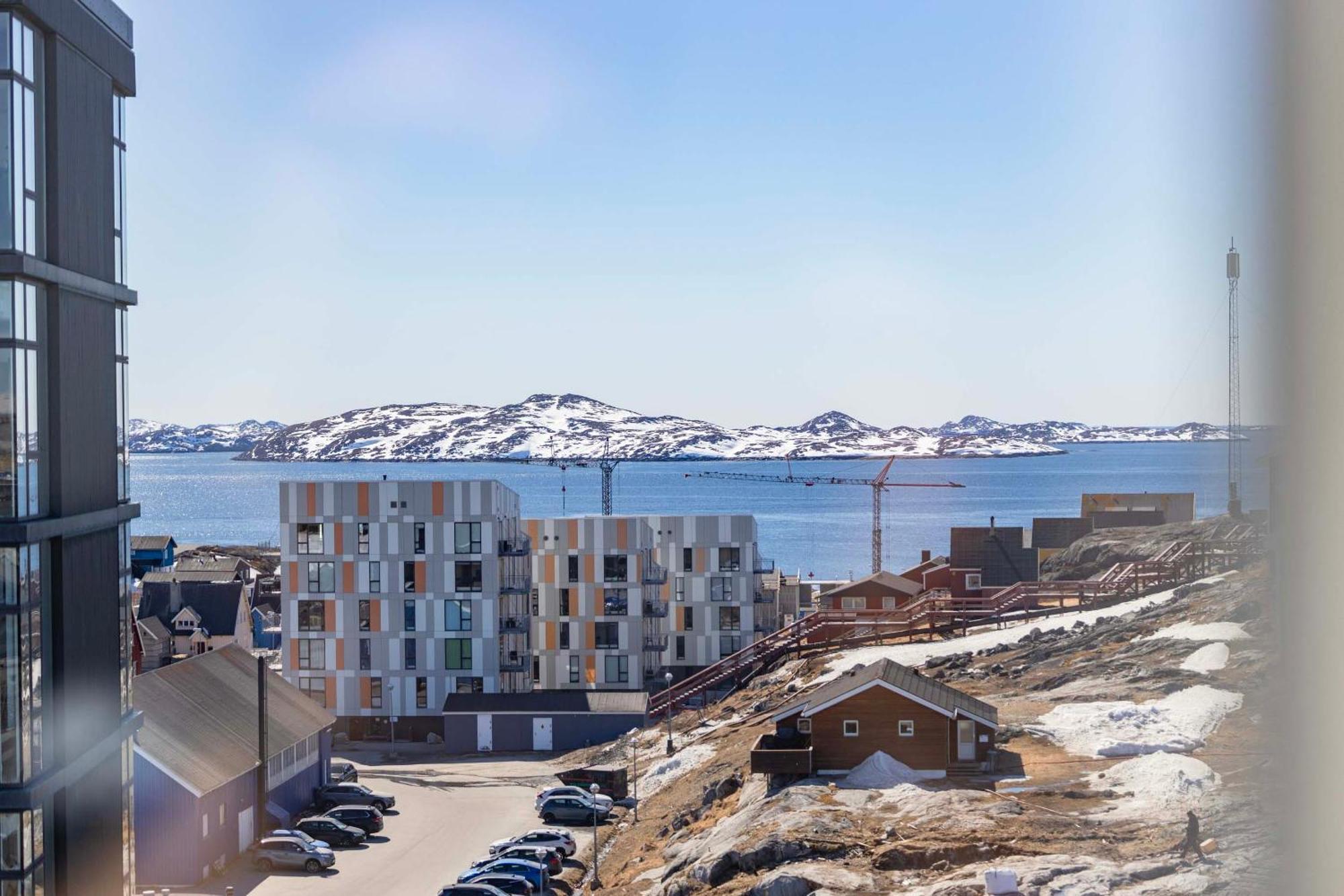 Hotel Aurora Apartments Nuuk Esterno foto