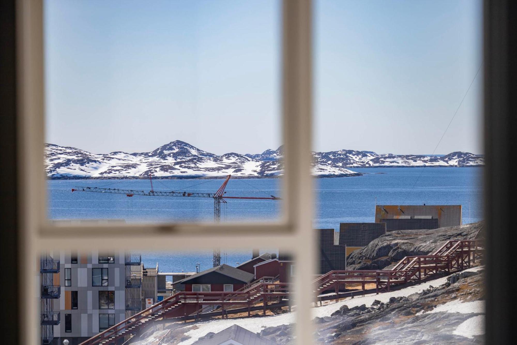 Hotel Aurora Apartments Nuuk Esterno foto