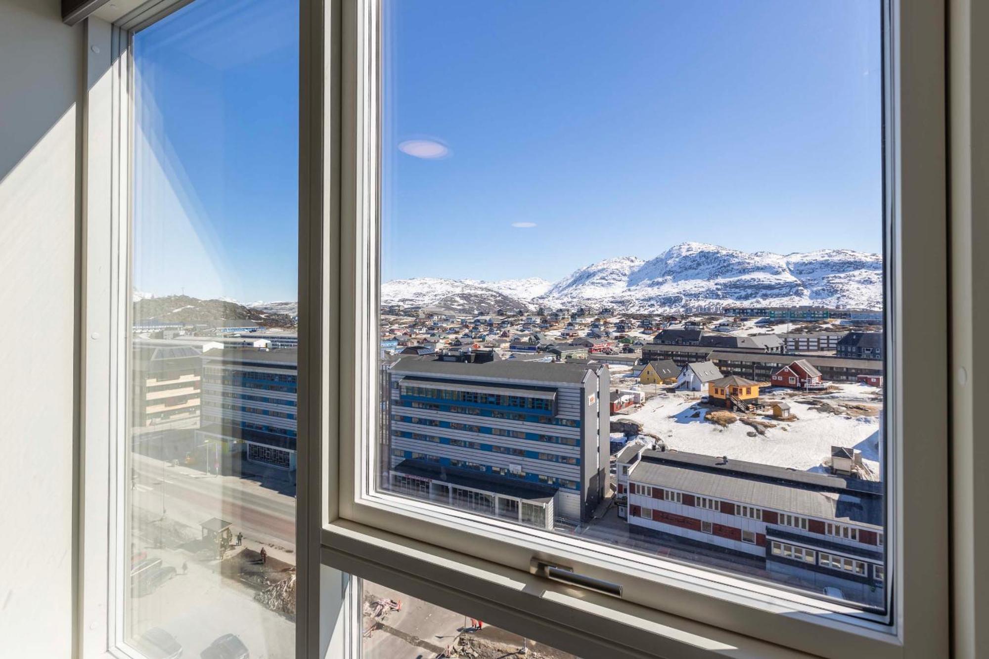 Hotel Aurora Apartments Nuuk Esterno foto